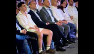 Fidias’ın kıyafet tercihi, anma töreni önüne geçti