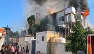 Surlariçi'nde ev yangını: Maddi hasar meydana geldi