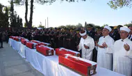 Kimlikleri 52 yıl sonra belirlenen, aralarında bebek ve çocukların da bulunduğu 15 şehit toprağa verildi