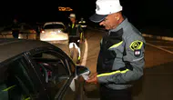 Trafik denetimleri: 341 sürücü rapor edildi, 14 araç trafikten men edildi