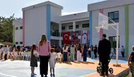 Deprem dayanıklılık testi sonrası yeniden inşa edilen Yeşilyurt İlkokulu törenle açıldı