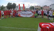 Cumhuriyet Meclisi ile TBMM'den spor ambargolarına karşı dostluk maçı