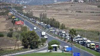 5 ton ve üzeri kamyonlara yönelik trafik kısıtlaması geçici olarak kaldırıldı
