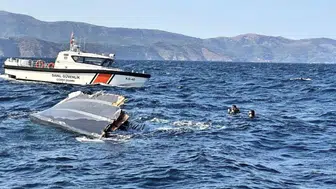 Girne açıklarındaki gemi faciasının ikinci gününde kayıp yakınlarının bekleyişi sürüyor: 18 kişi aranıyor