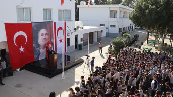 Ortaöğretim ve meslek liselerinde ilk ders zili çaldı