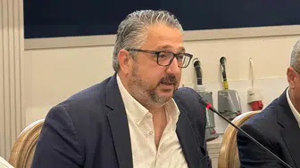 Şenkul'dan Berova'ya: Göreve geldiğince borç sıfırdı, şimdi 30 milyar TL'nin üzerinde