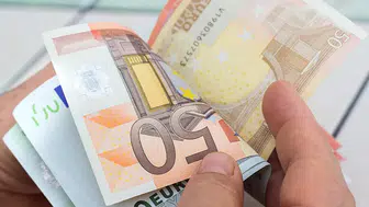 Güneydeki 4 bin 700 Kıbrıs Türk malı konutun tamir-bakımı için 6 milyon euro