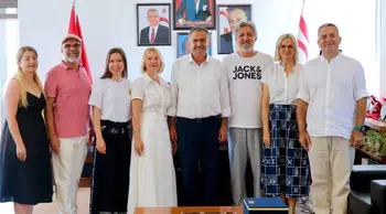 Koro şefleri Uluçay’ı ziyaret etti