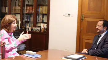 Nikos Haristodulidis, Maria Angela Holguin ile görüştü
