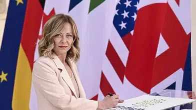 Meloni'nin seçim yasasına ilişkin önerdiği değişiklik parlamentoda reddedildi
