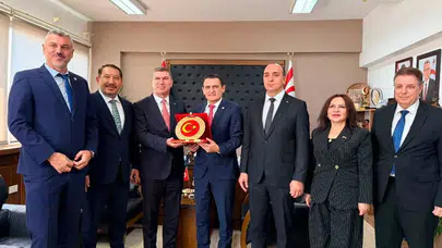 Oğuz, Akdeniz Belediyeler Birliği heyeti ile görüştü