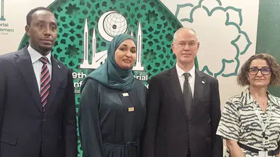 Hasipoğlu, Somali Aile ve İnsan Hakları Bakanı Makhzoumi ile görüştü