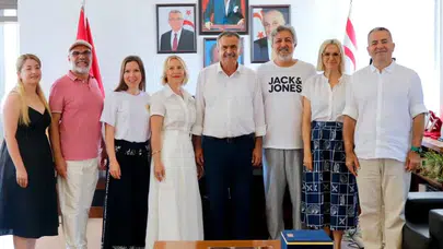 Koro şefleri Uluçay’ı ziyaret etti