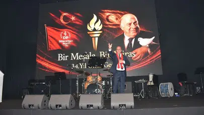 Demokrat Parti, 34'üncü kuruluş yıl dönümünü onur gecesiyle kutladı
