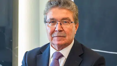 Üstel’den Avrupa Parlamentosu kararına sert tepki