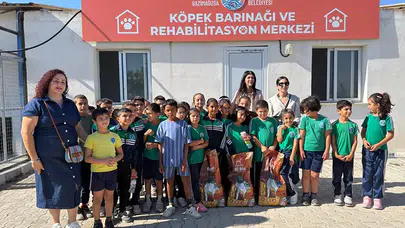 İlkokul öğrencileri GMB Başkanı Uluçay’ı ziyaret etti ve barınağa bağış yaptı