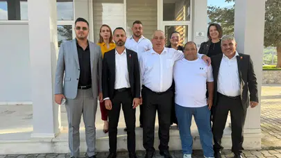 Albayrak, bölge muhtarlarıyla bir araya geldi