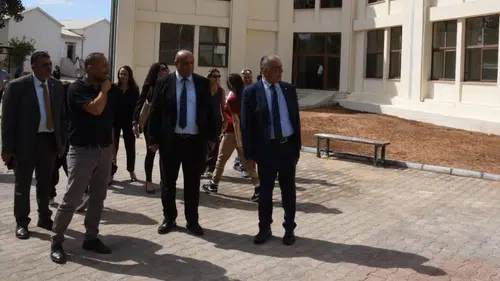 Çavuşoğlu, Namık Kemal Lisesi’ni ziyaret etti: Burada bir çocuğun parmağı kanasa sorumlusu benim