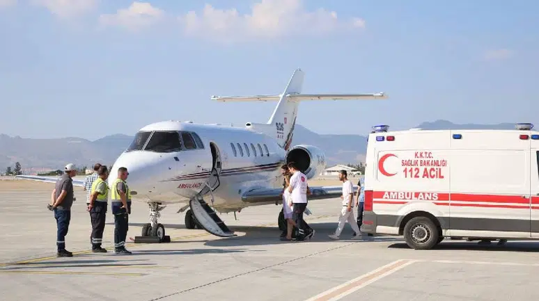 Gemi kazasından kurtarılan 8 aylık hamile Gökdaş ambulans uçakla Türkiye'ye gönderildi