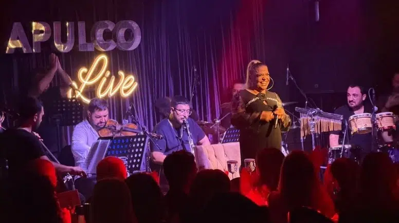 Kibariye, Acapulco Live sahnesinde Kıbrıslı müzikseverlere unutulmaz bir gece yaşattı